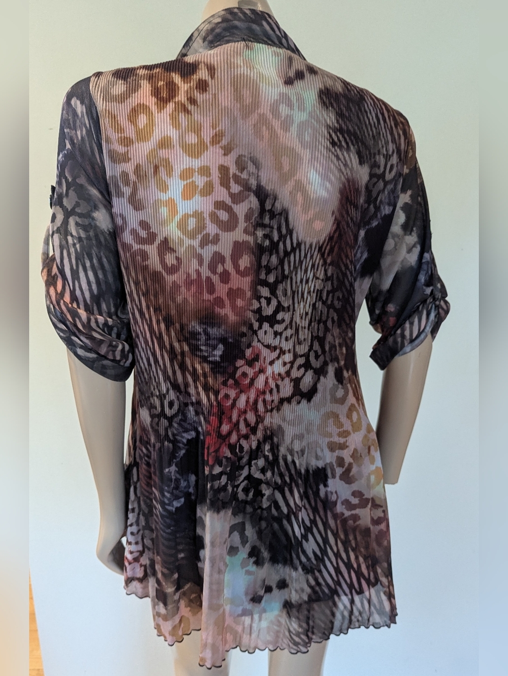 Mixed-Print Flowing Button-Front Tunic in Brown Multi - Picture 3 of 11